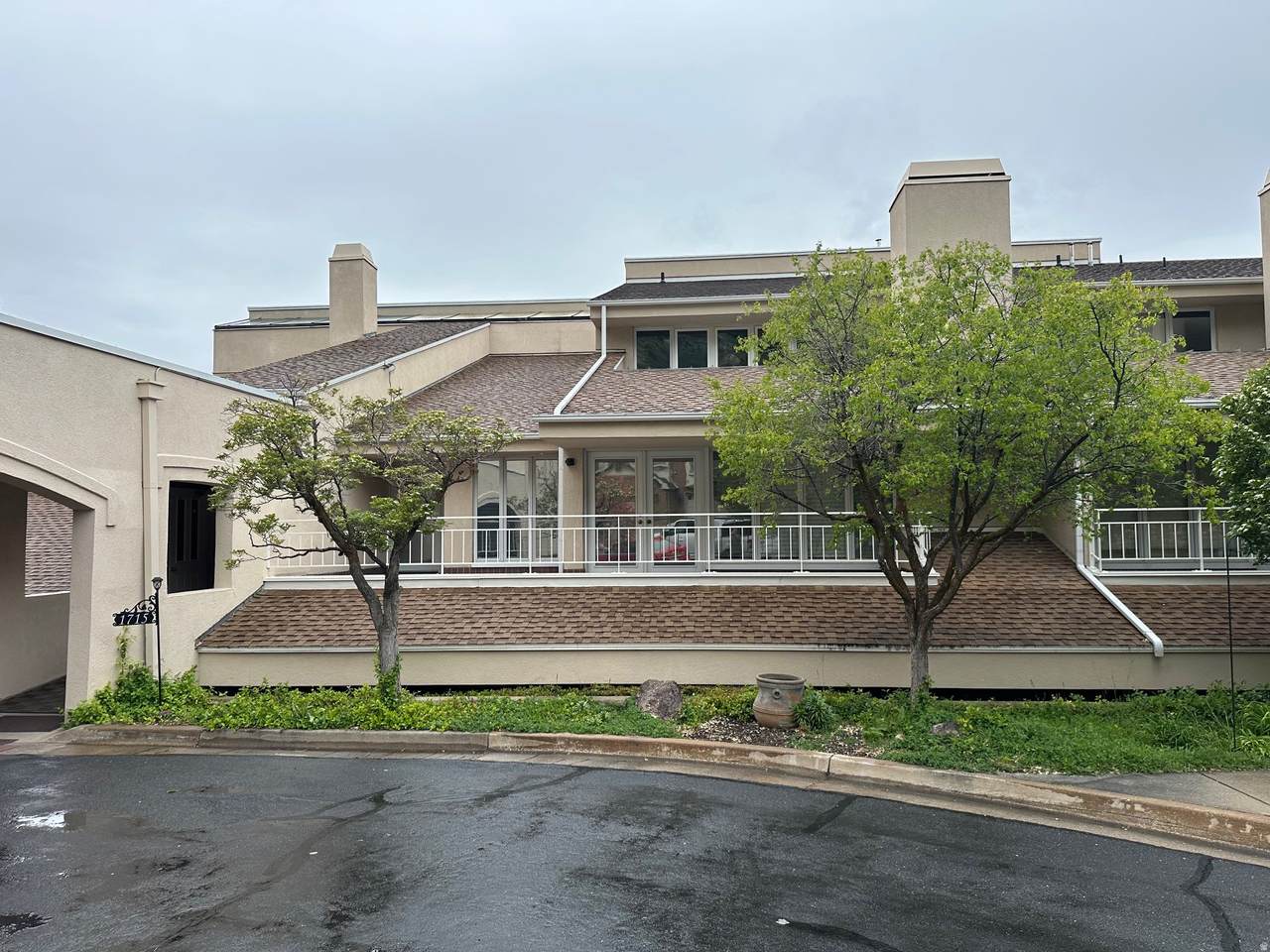 1715 Darling St - Photo 1