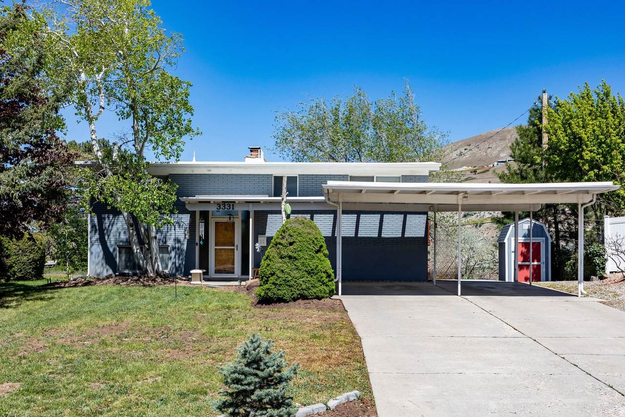 3331 Larchmont Dr - Photo 1