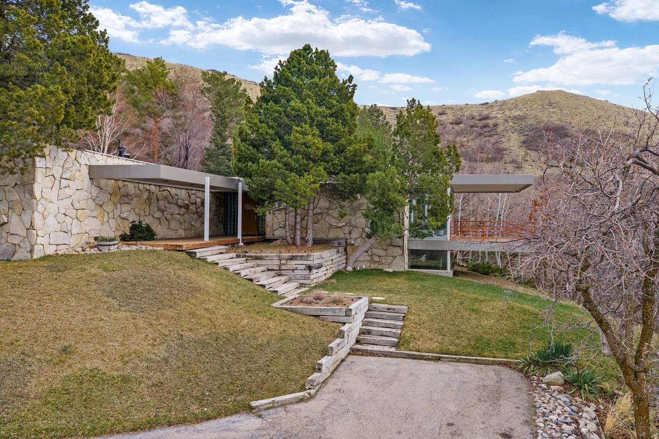 1856 Fort Canyon Rd - Photo 1