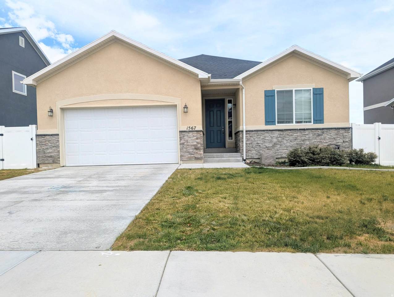 1567 Baen Way - Photo 1