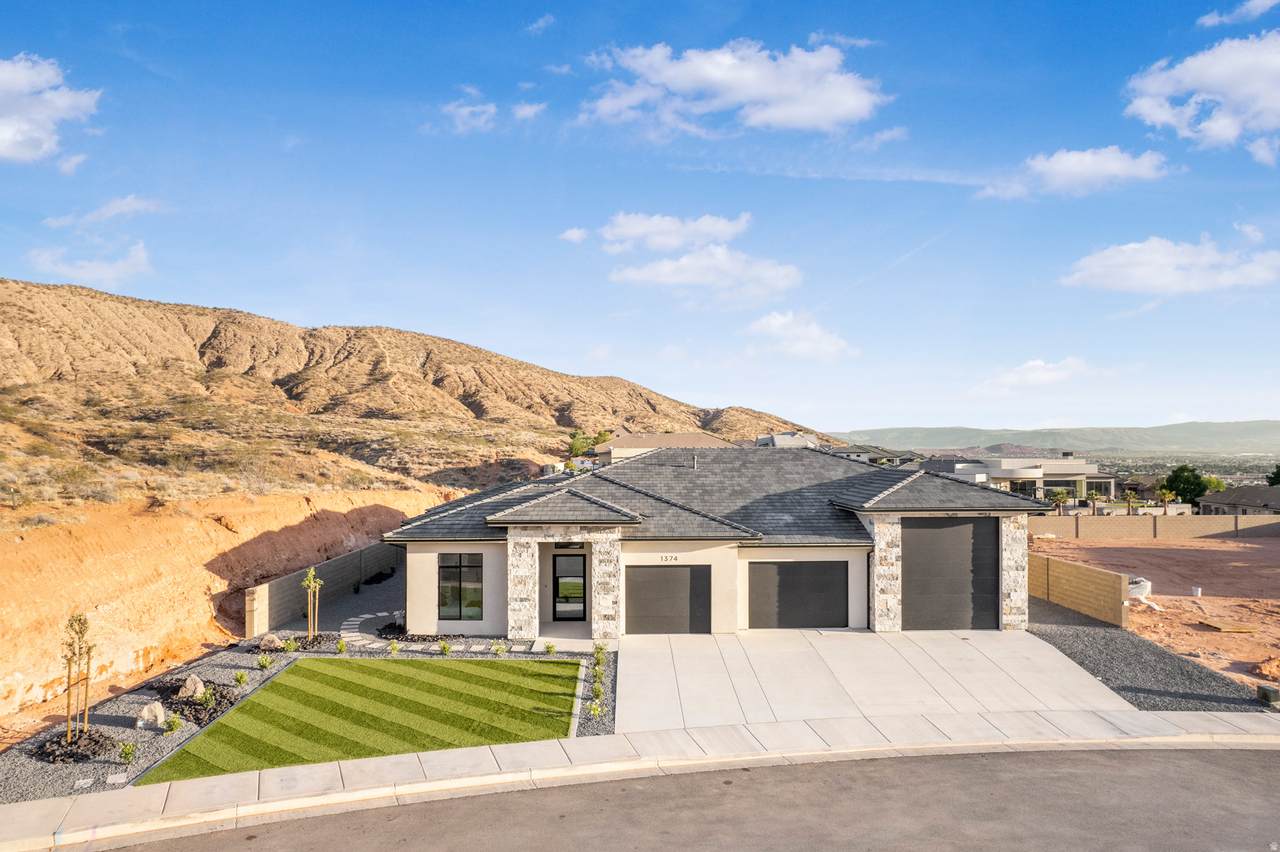 1374 Pony Trail - Photo 1