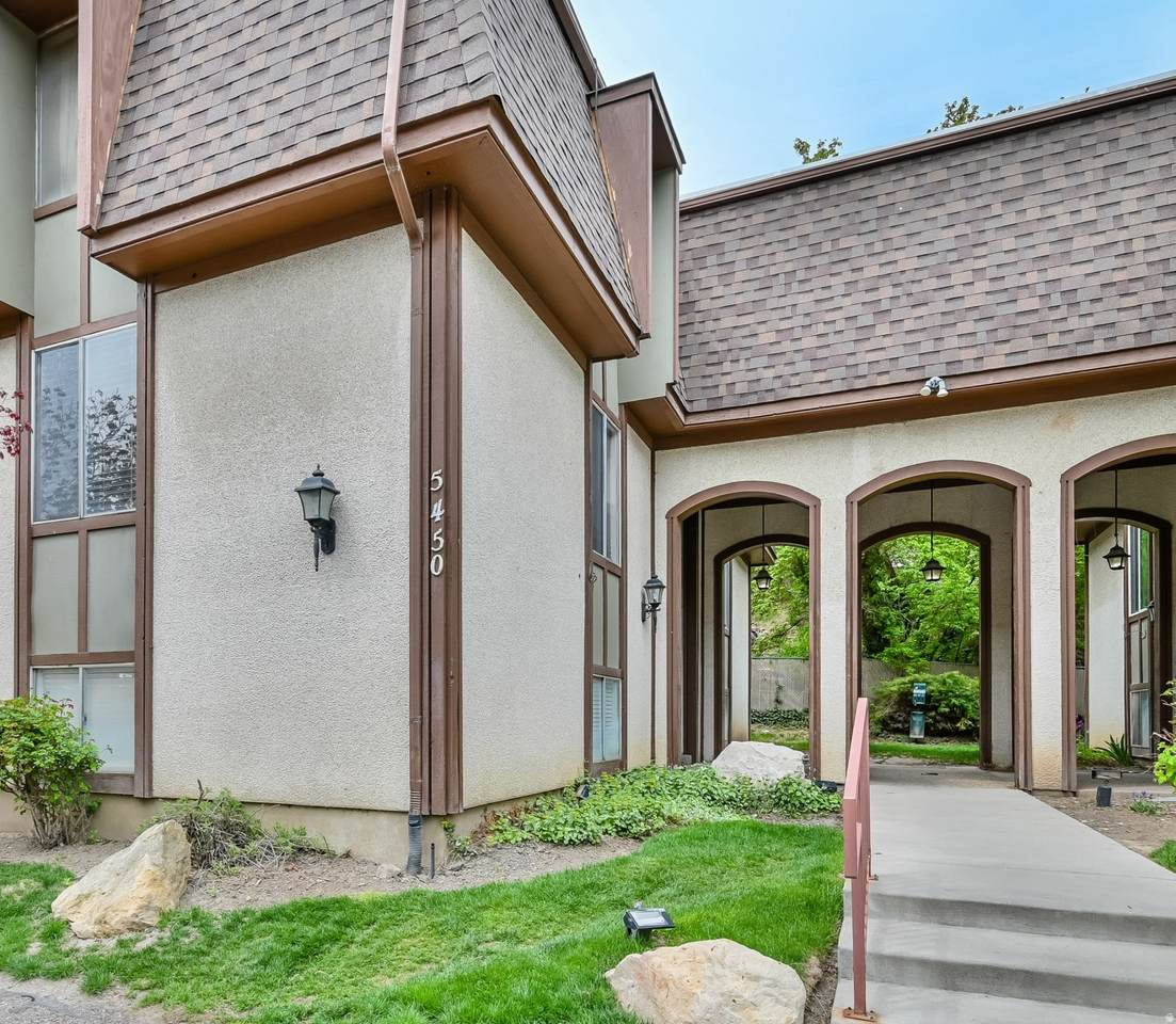 5450 Willow Ln - Photo 1