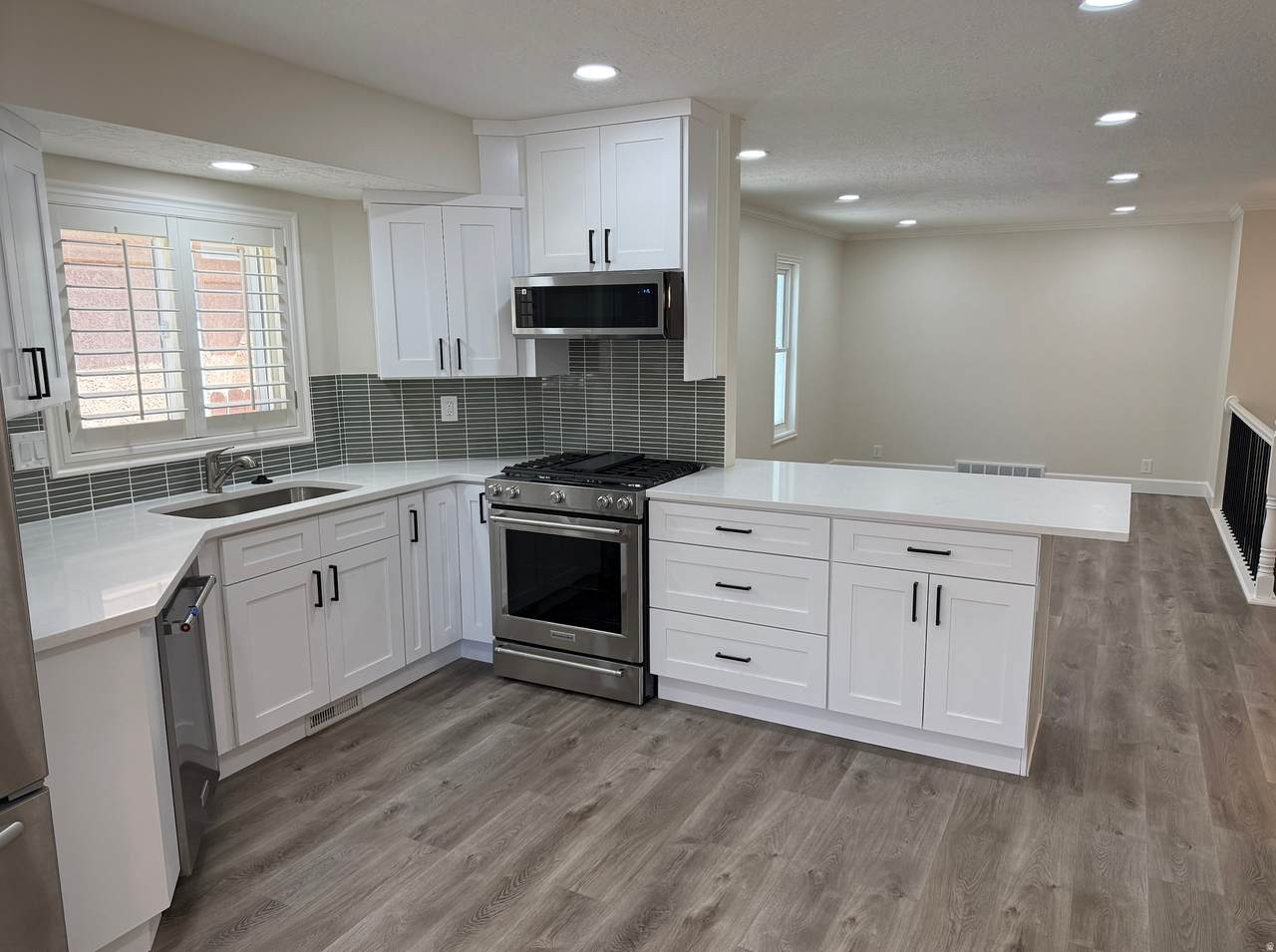4527 Countrylane Rd - Photo 1