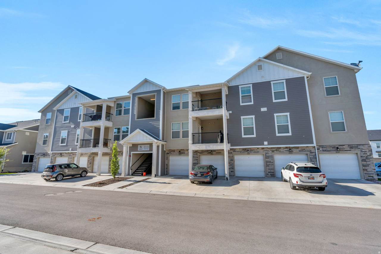 3667 Canyon Falls Dr - Photo 1