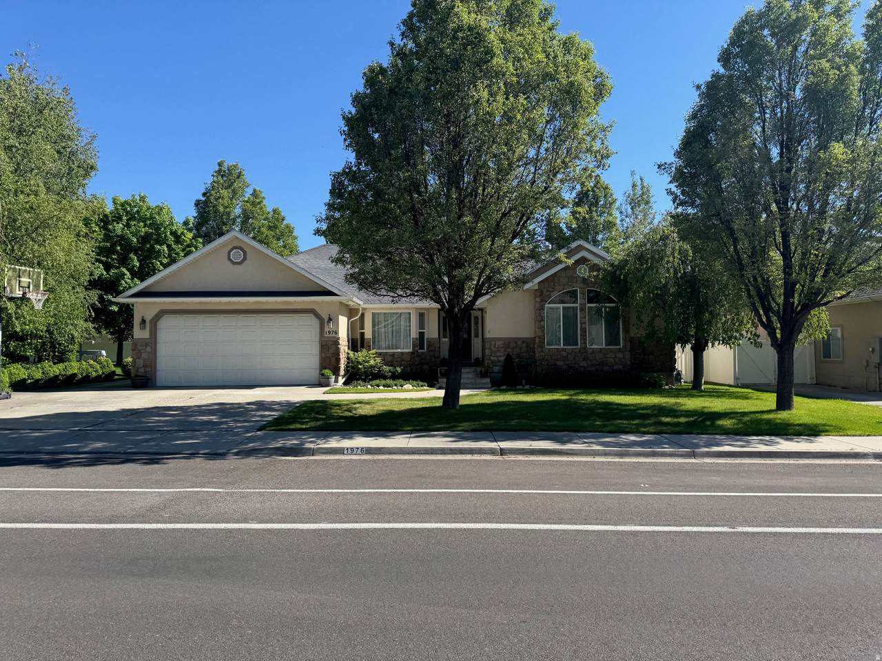 1976 River Bottoms Road Ave - Photo 1