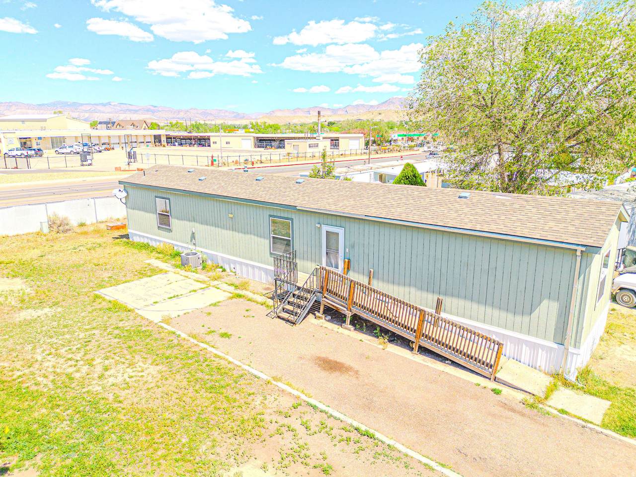 1101 Carbon Ave - Photo 1