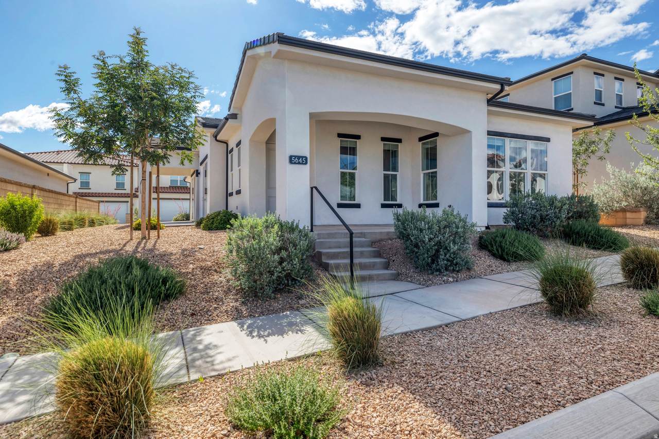 5645 Adobe Sun Dr - Photo 1