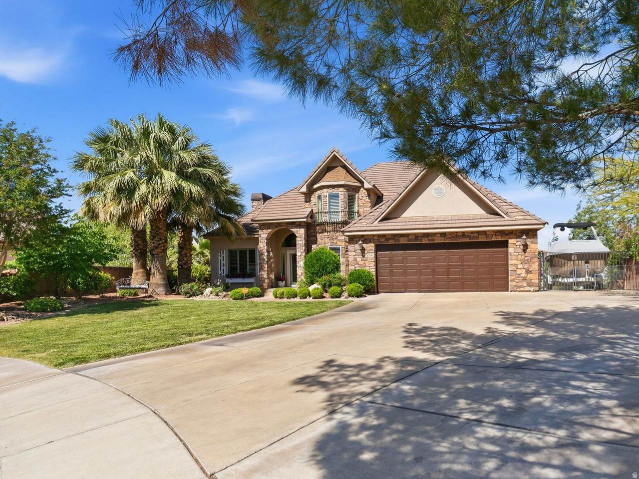 834 Dusk Cir - Photo 1