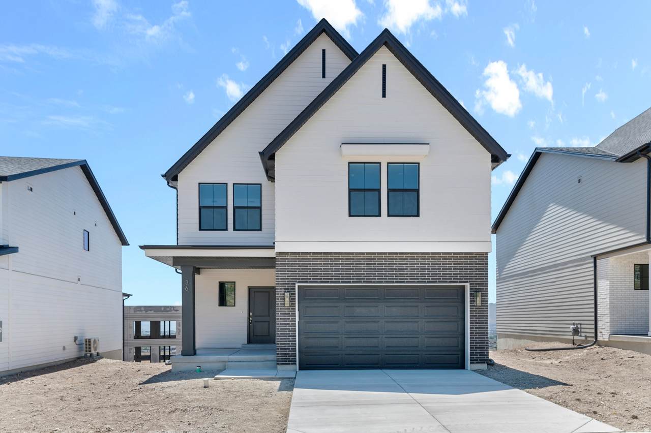 572 Levengrove Dr - Photo 1