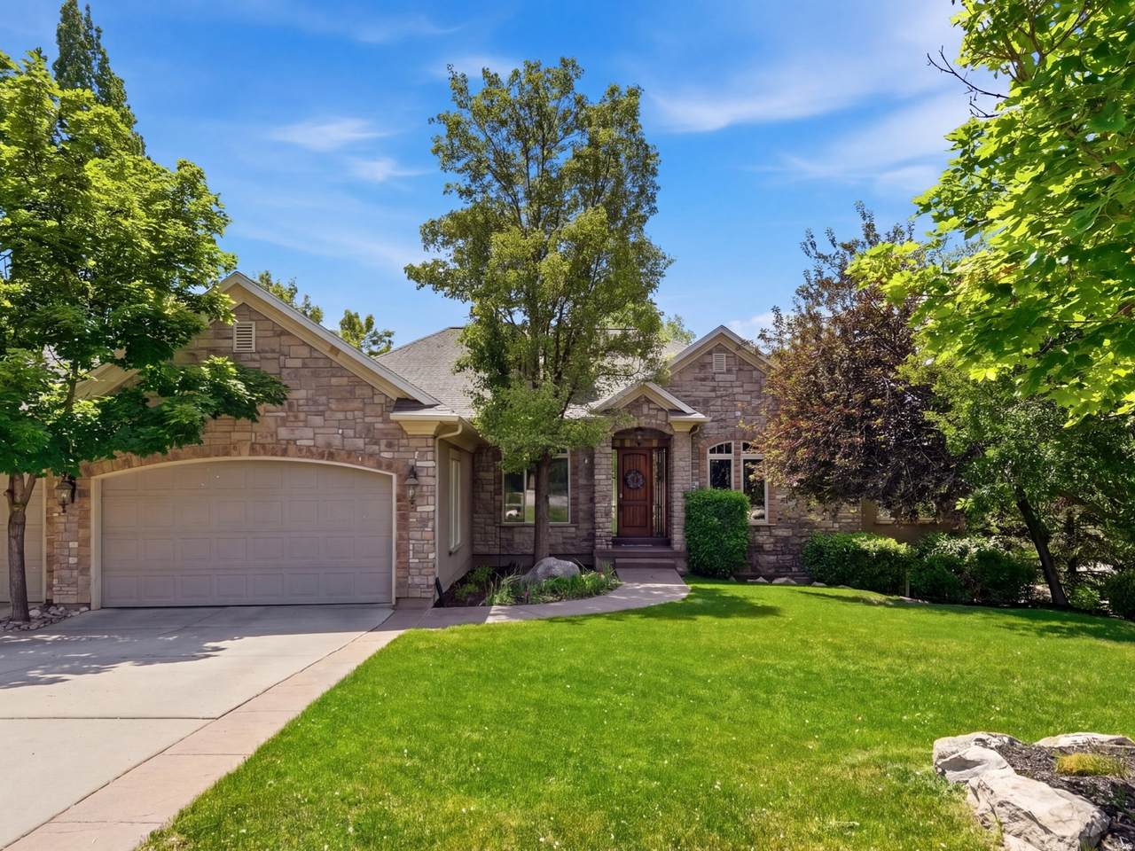 4188 Lynne Ln - Photo 1