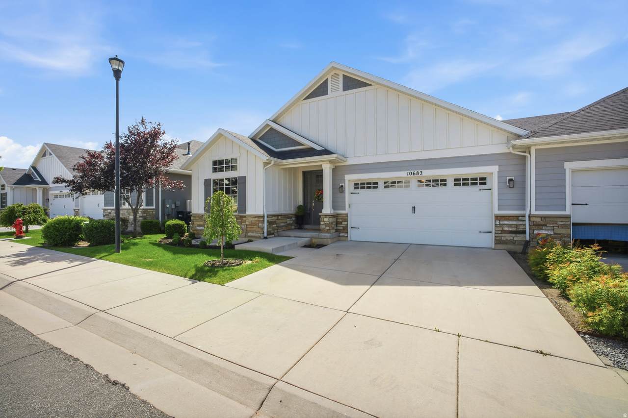 10682 Bridlewood Ln - Photo 1