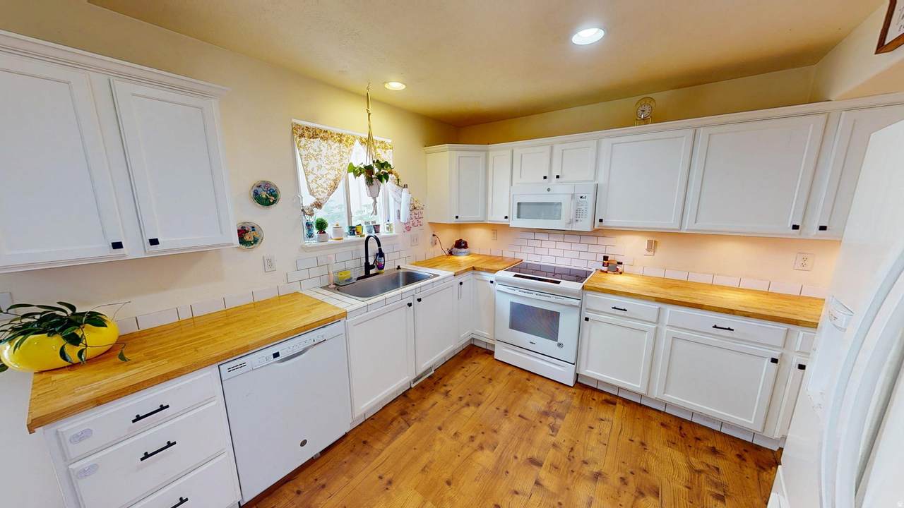 1166 200 - Photo 1
