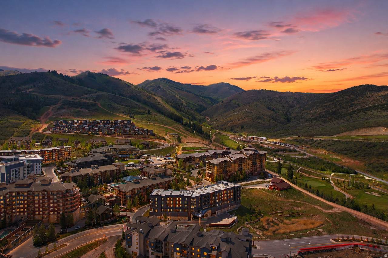 2670 Canyons Resort Dr - Photo 1