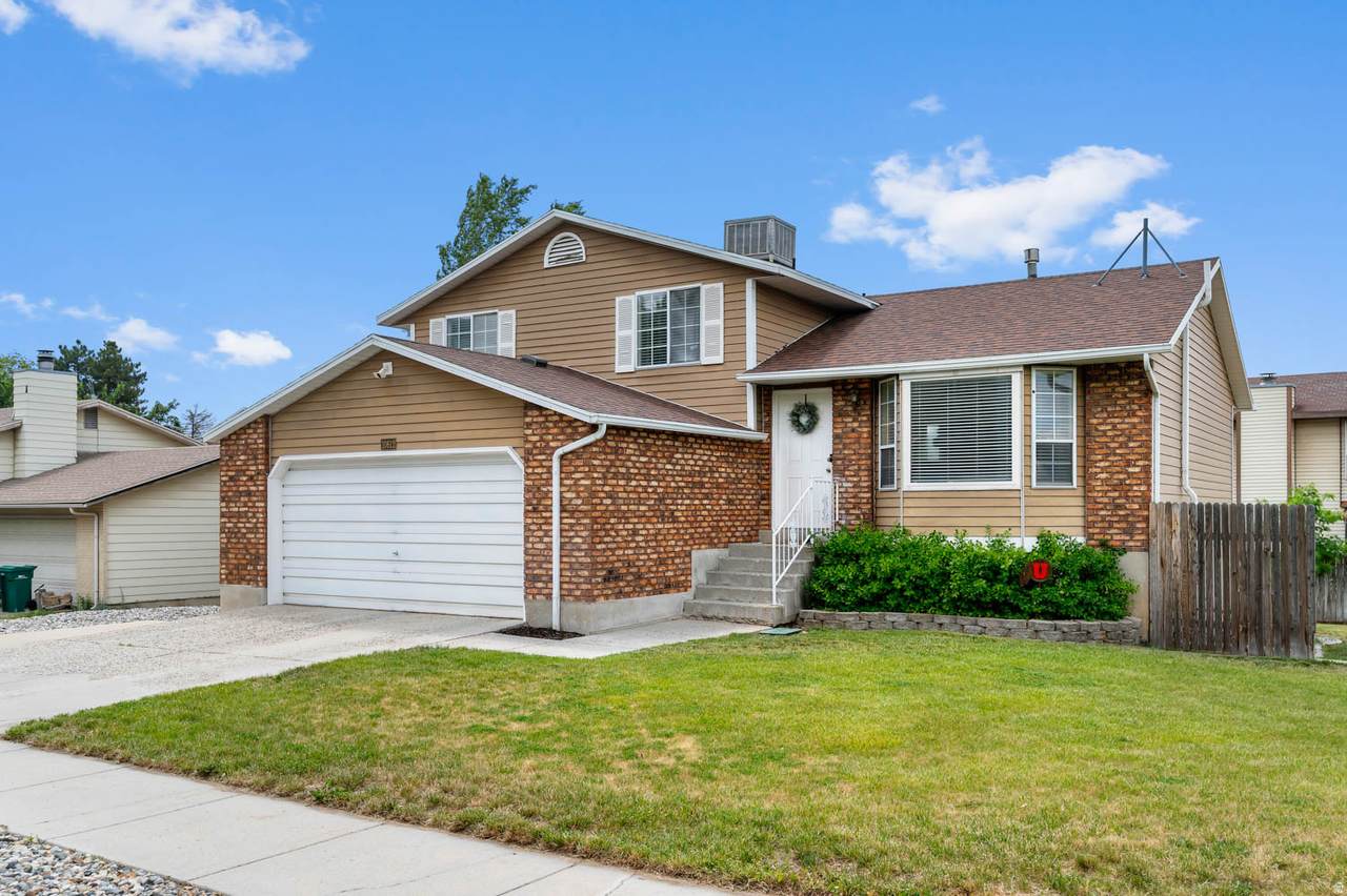10812 Granite Dr - Photo 1