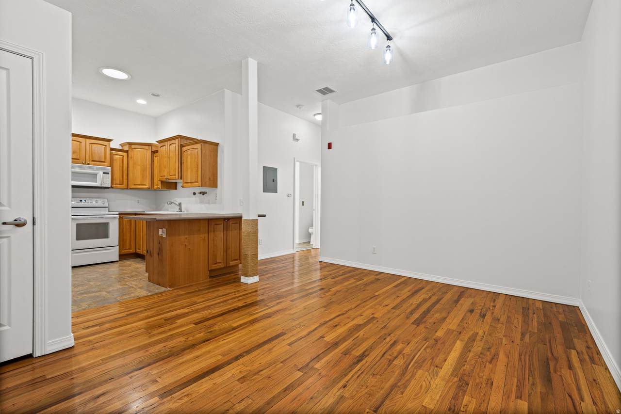 70 Main St - Photo 1