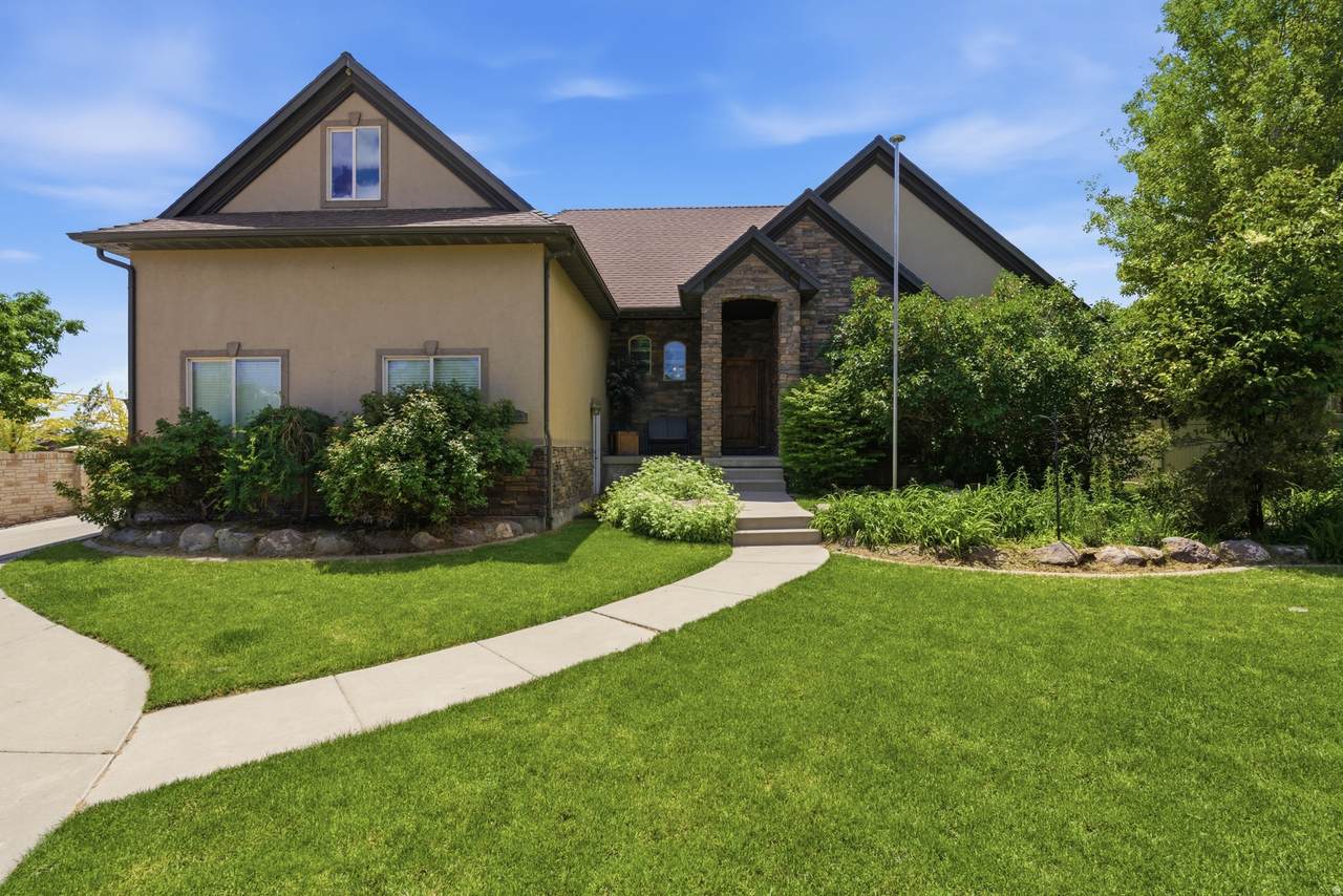 6017 Heritage Hill Dr - Photo 1