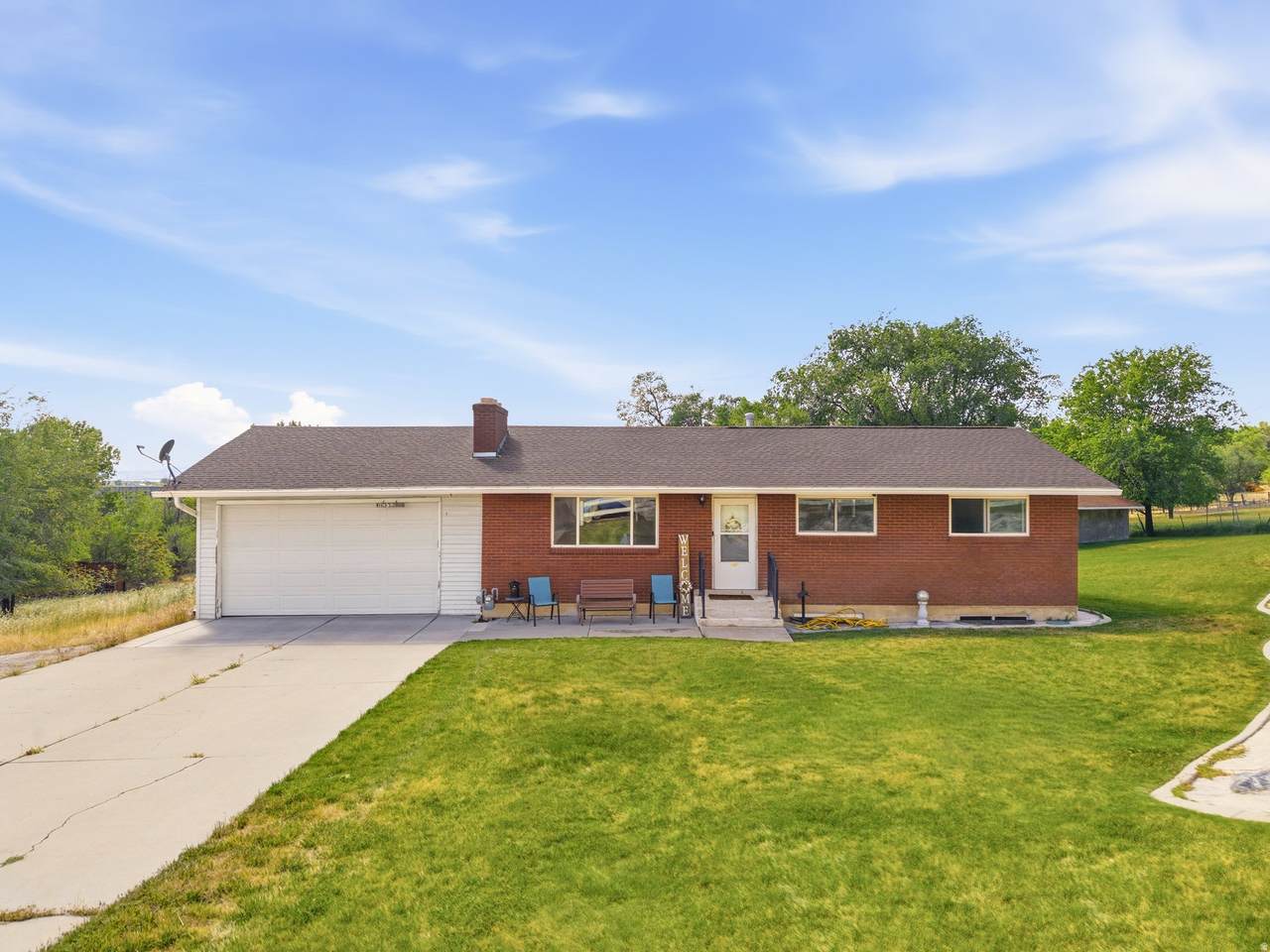 1210 Nevada Ave - Photo 1