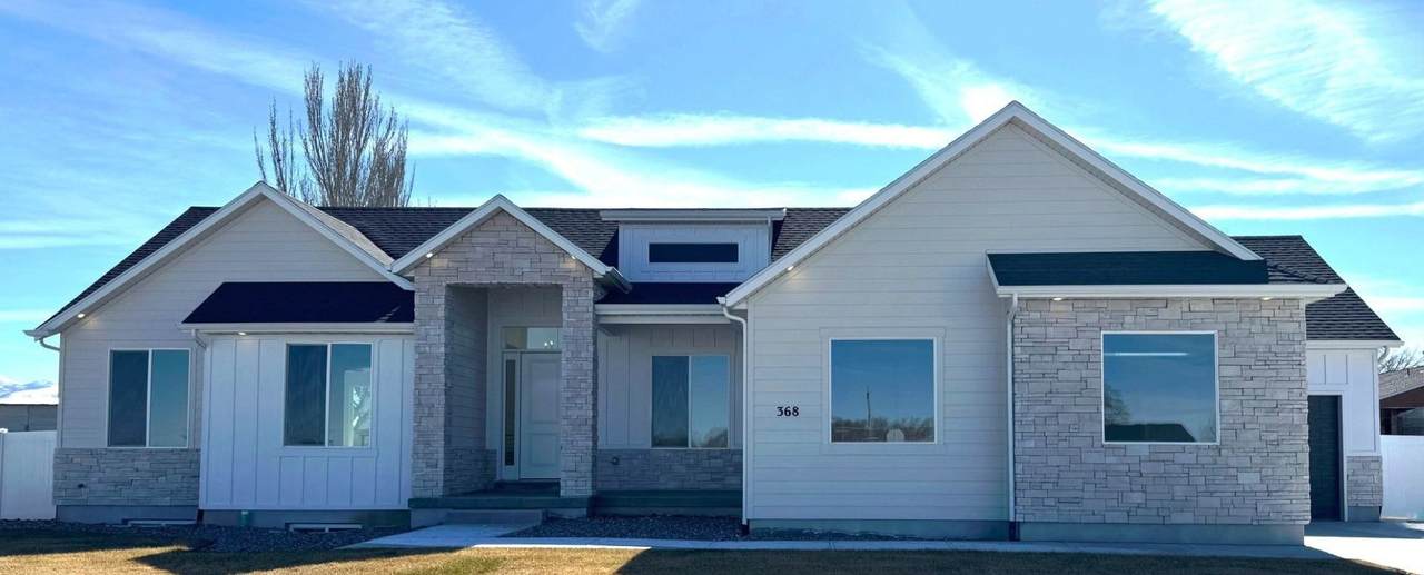 343 Dutton - Photo 1