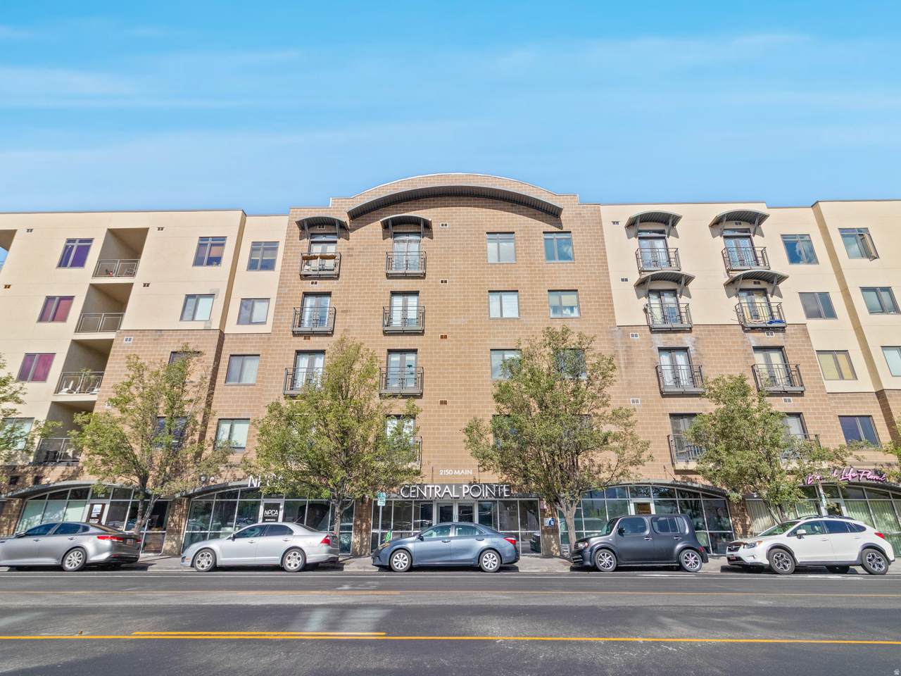 2150 Main St - Photo 1