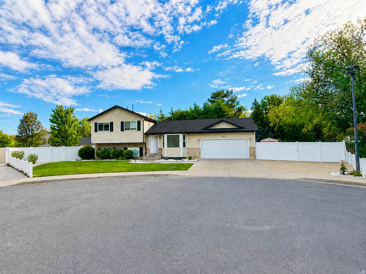 1037 550 - Photo 1
