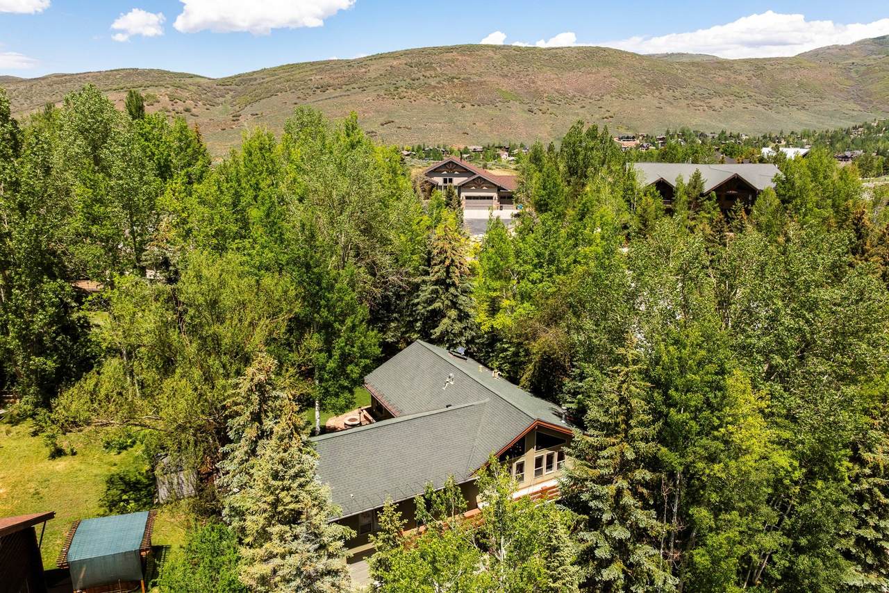 3452 Saddleback Rd - Photo 1