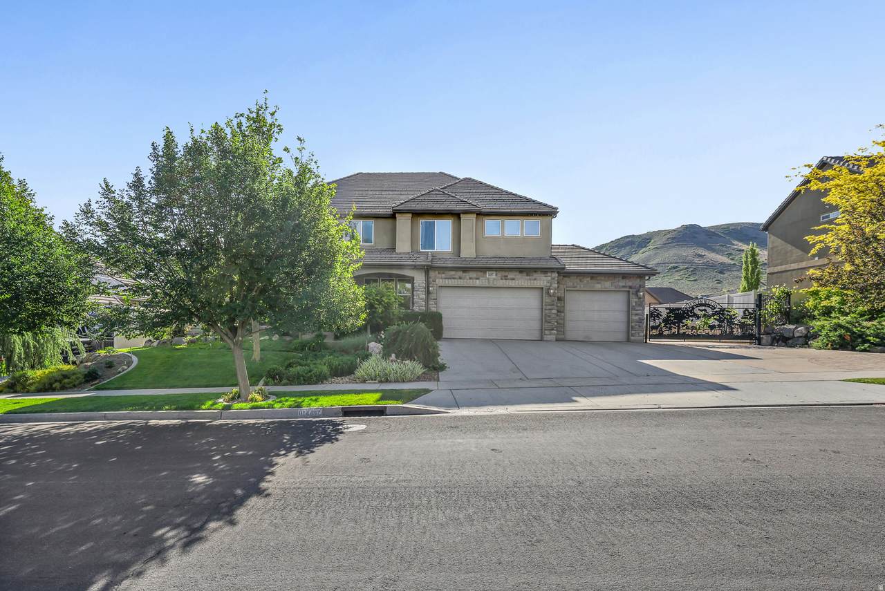 14497 Fox Creek Dr - Photo 1