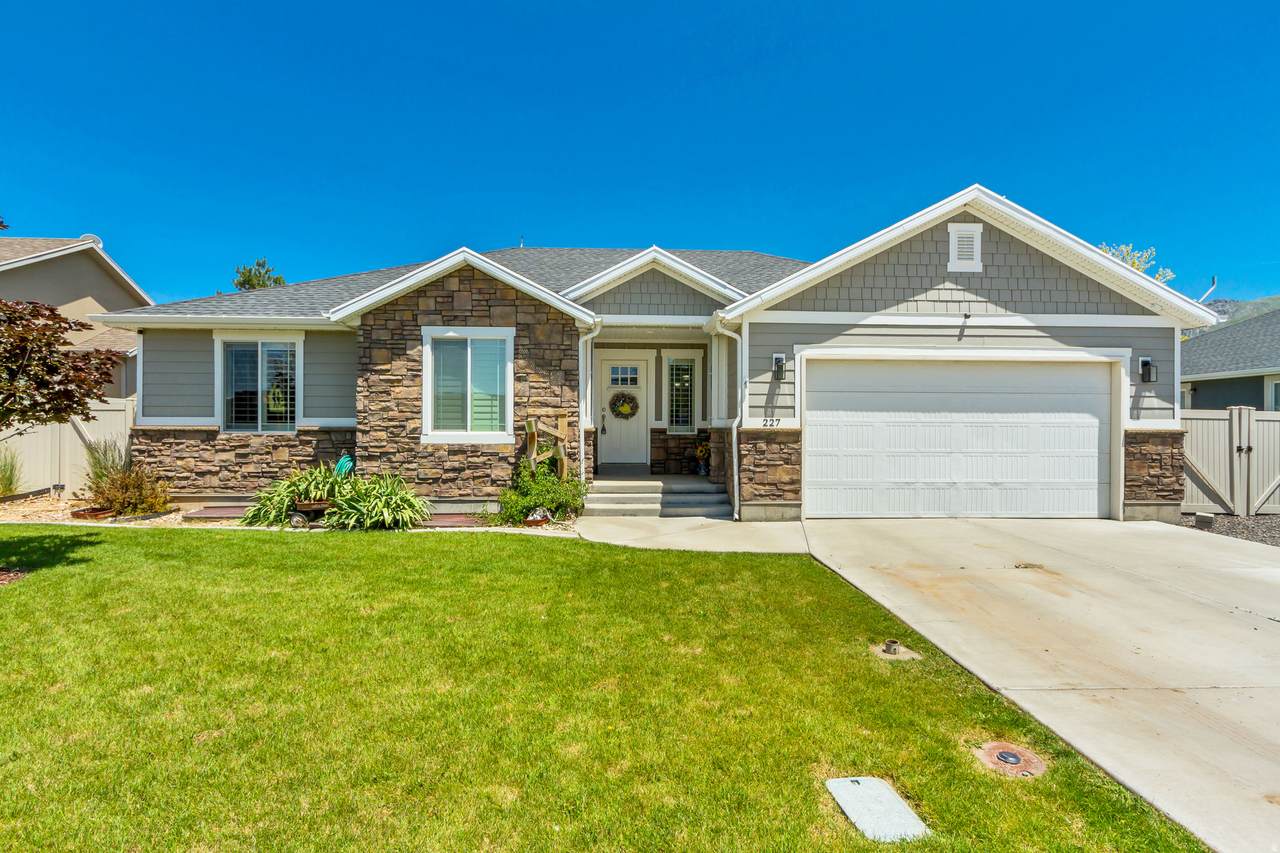227 610 - Photo 1