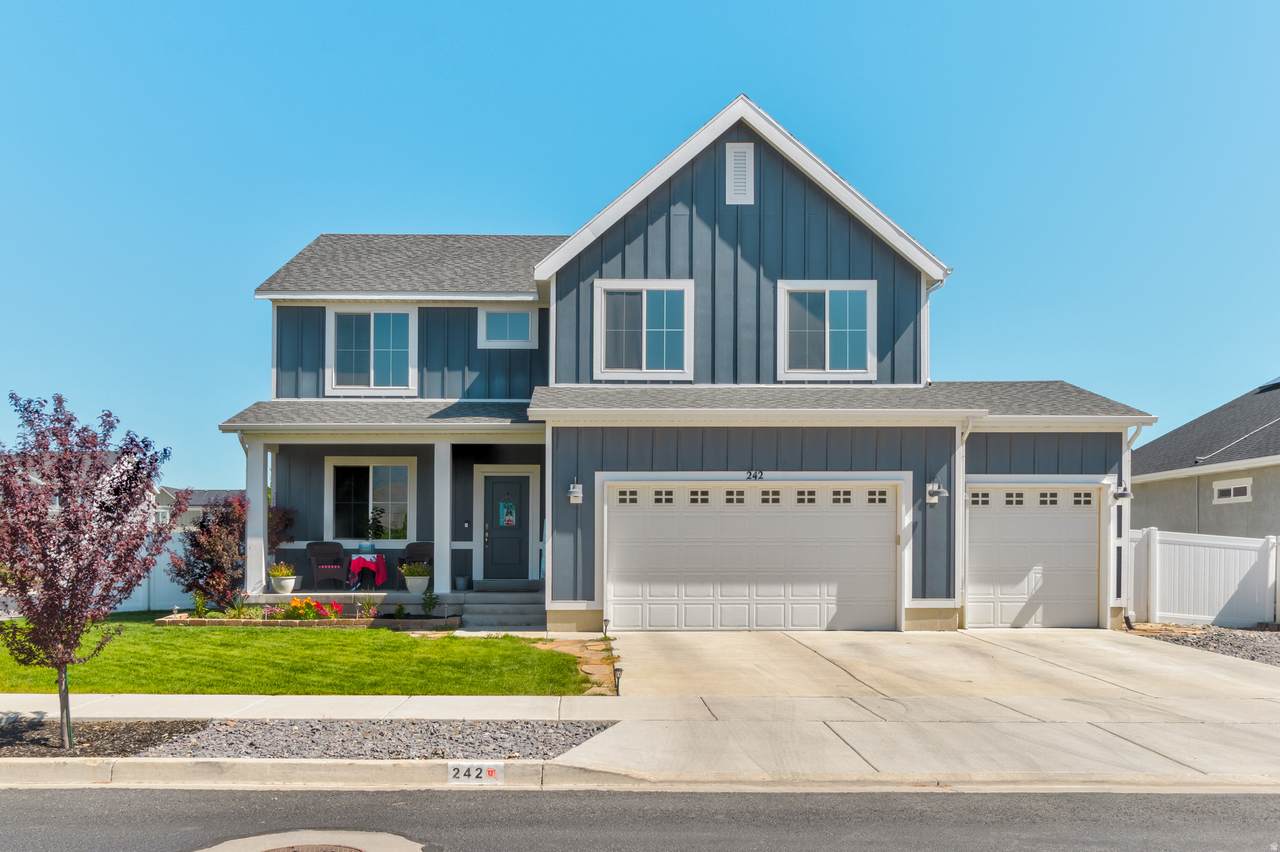 242 Echo Ledge Dr - Photo 1