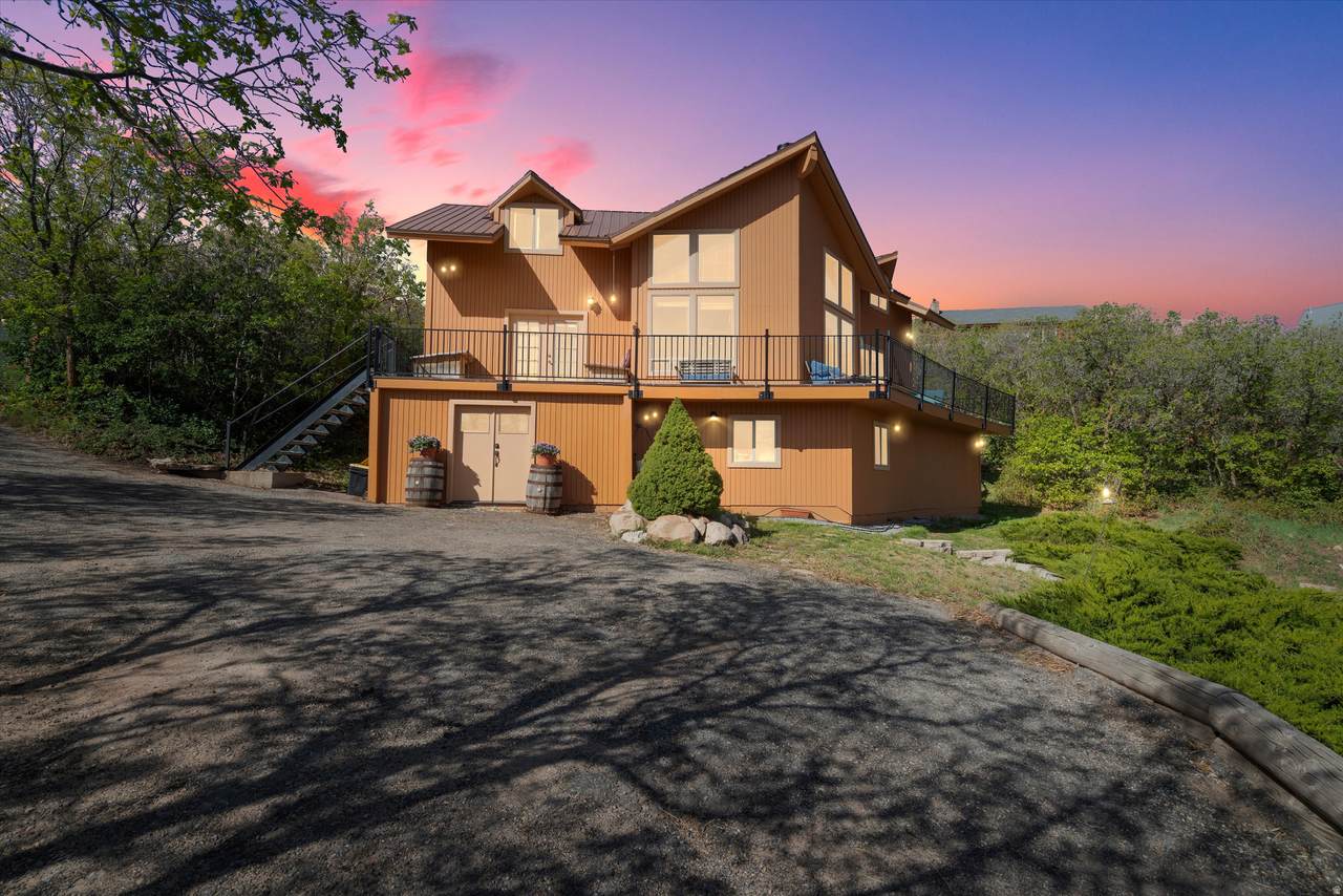 4018 Rockport Blvd - Photo 1