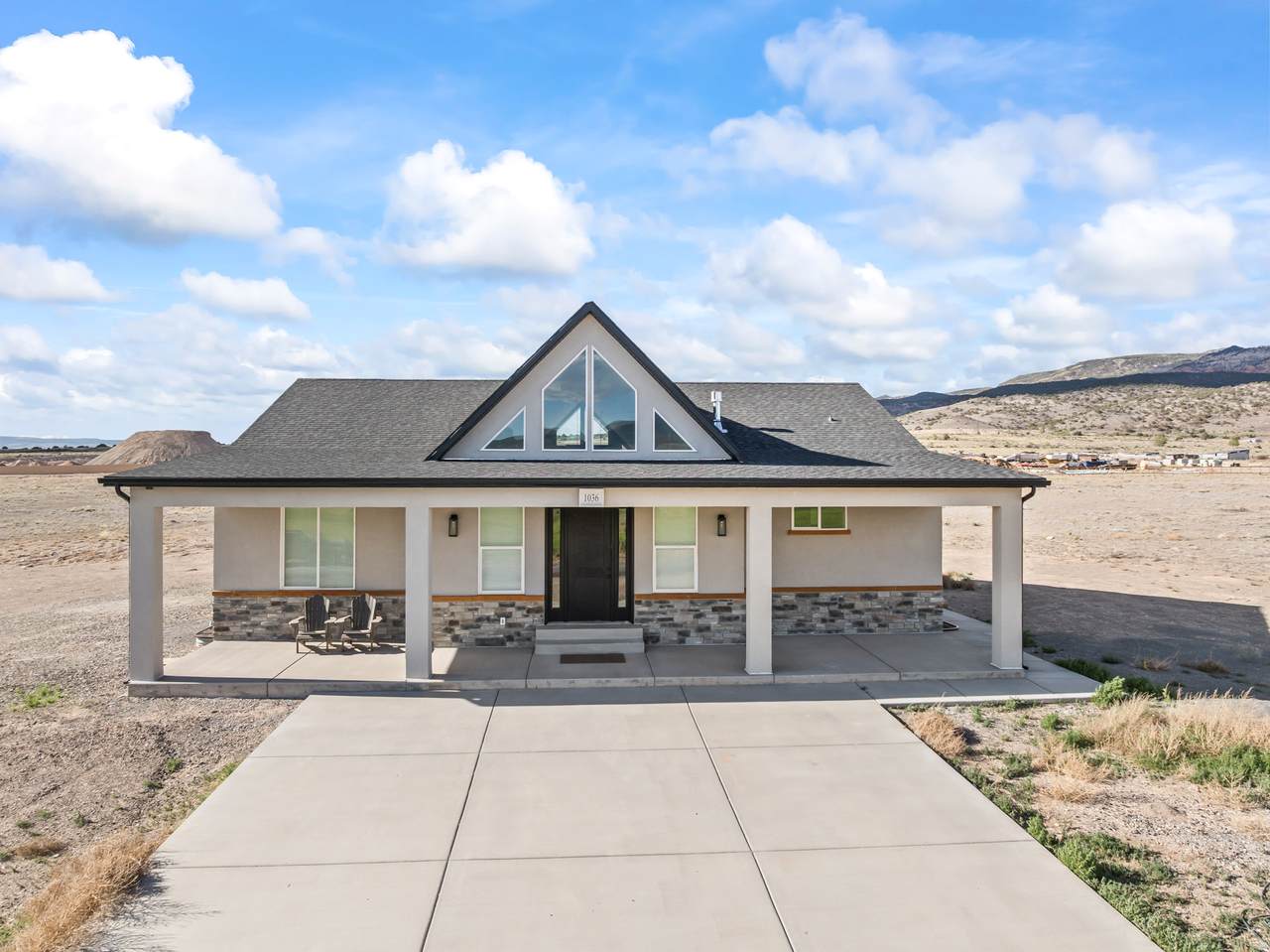 1036 Chads Rd - Photo 1