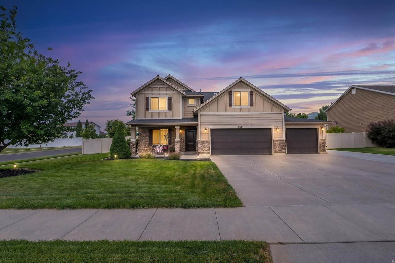 2214 Loveland - Photo 1