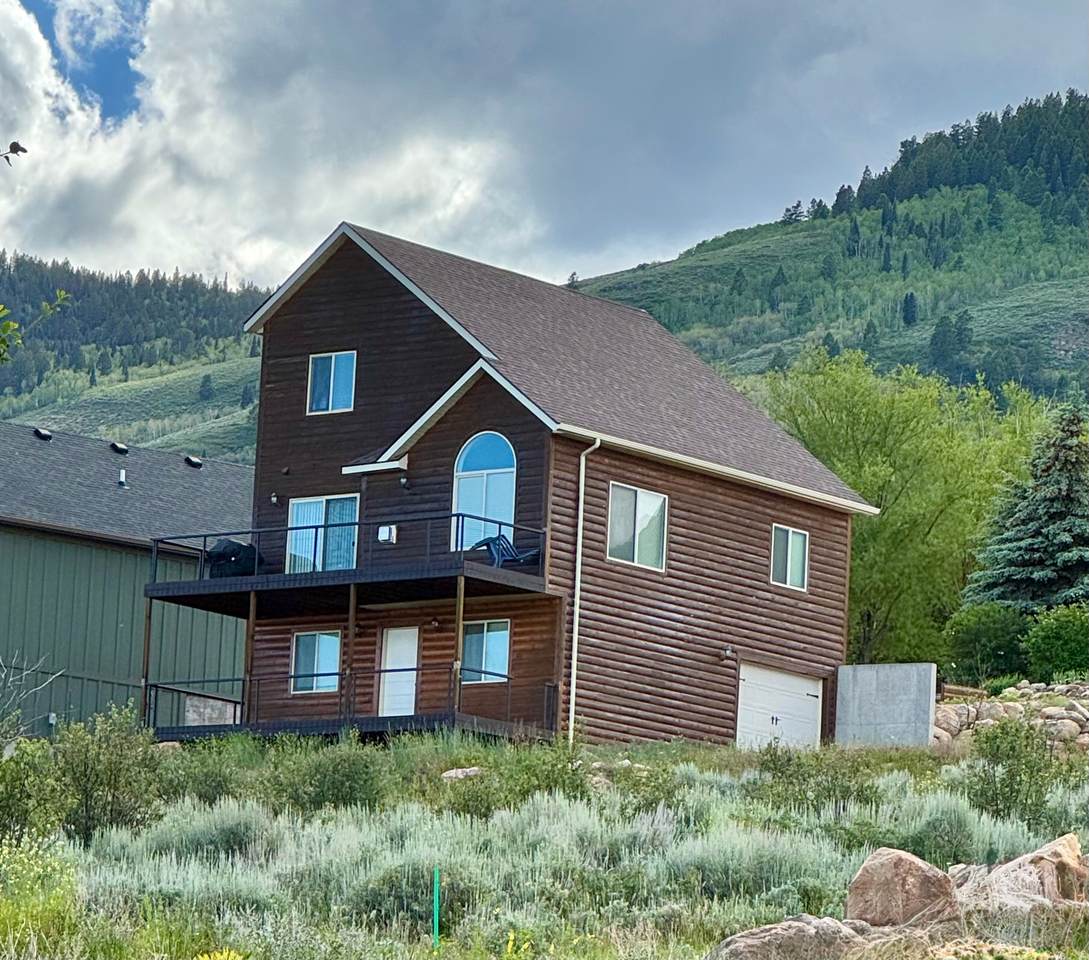 187 Canyon Way - Photo 1
