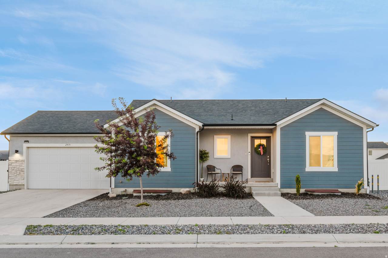 2415 Boxwood Ln - Photo 1