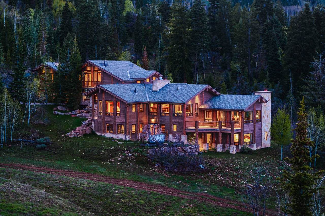 21 White Pine Canyon Rd - Photo 1