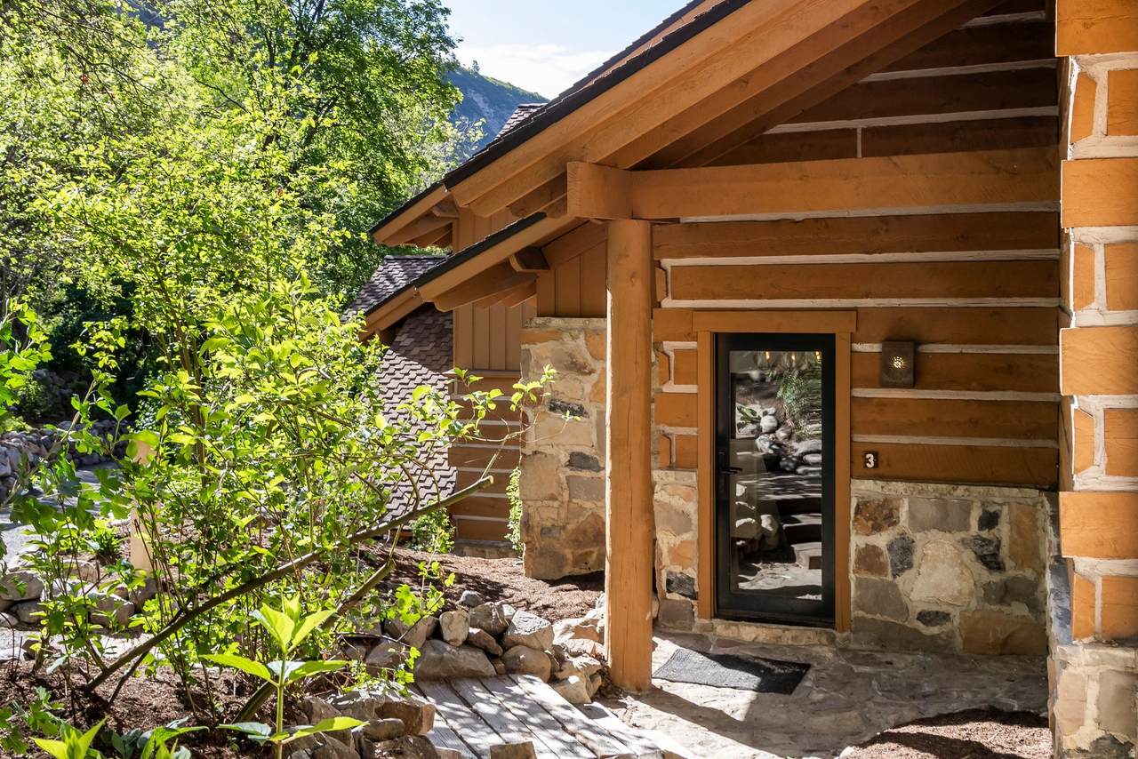 8841 Alpine Loop Rd - Photo 1