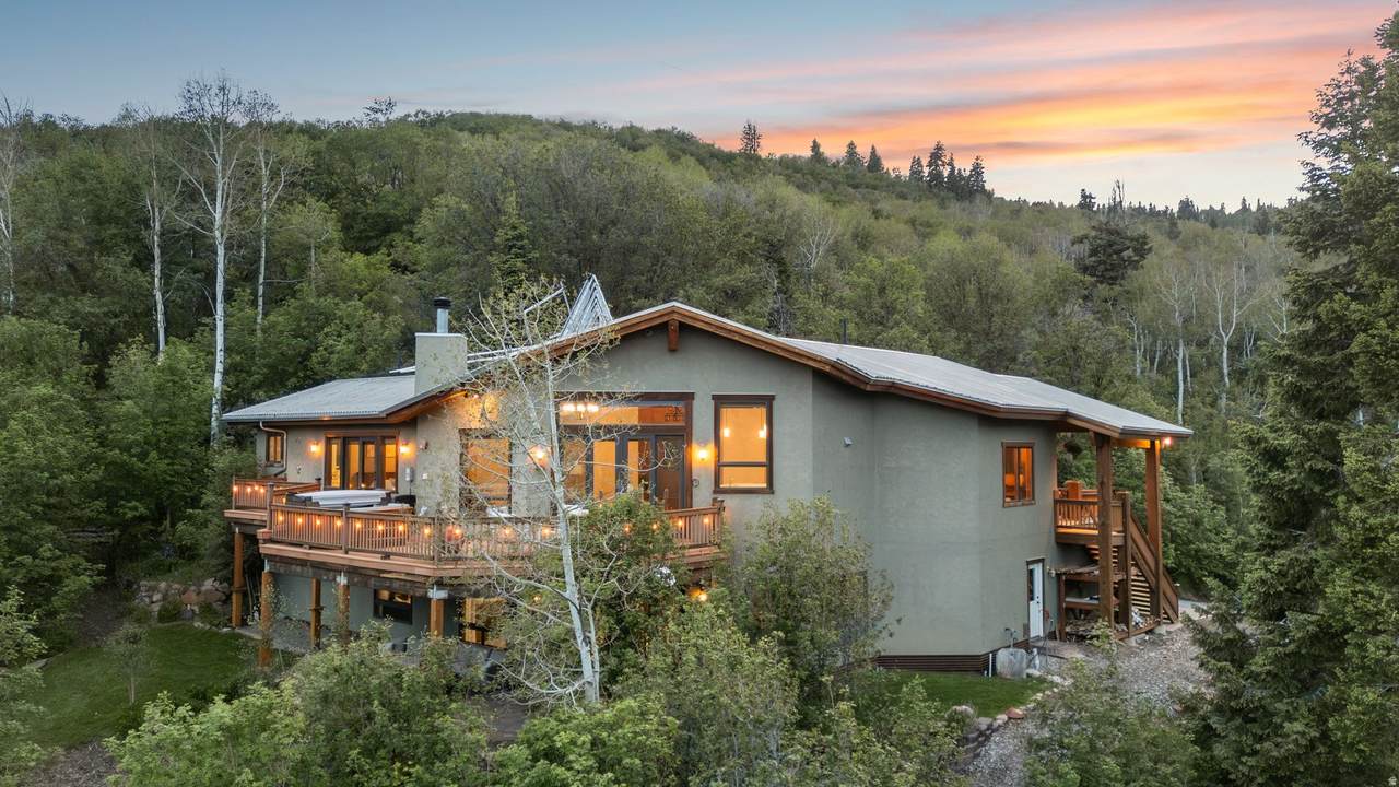 10129 Basin Canyon Rd - Photo 1
