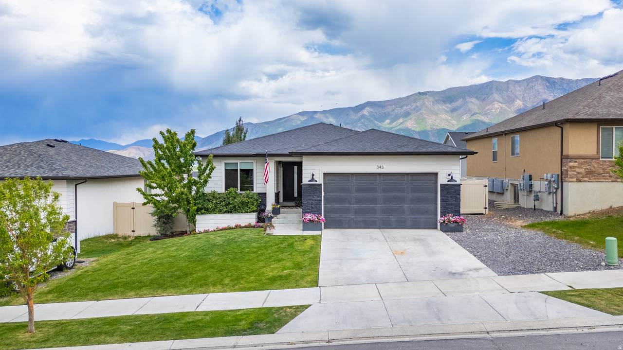 343 Red Rock Dr - Photo 1