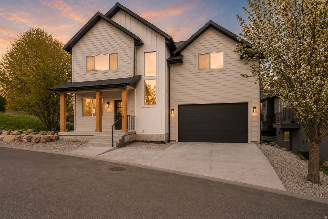 3510 Willow Creek Ln - Photo 1