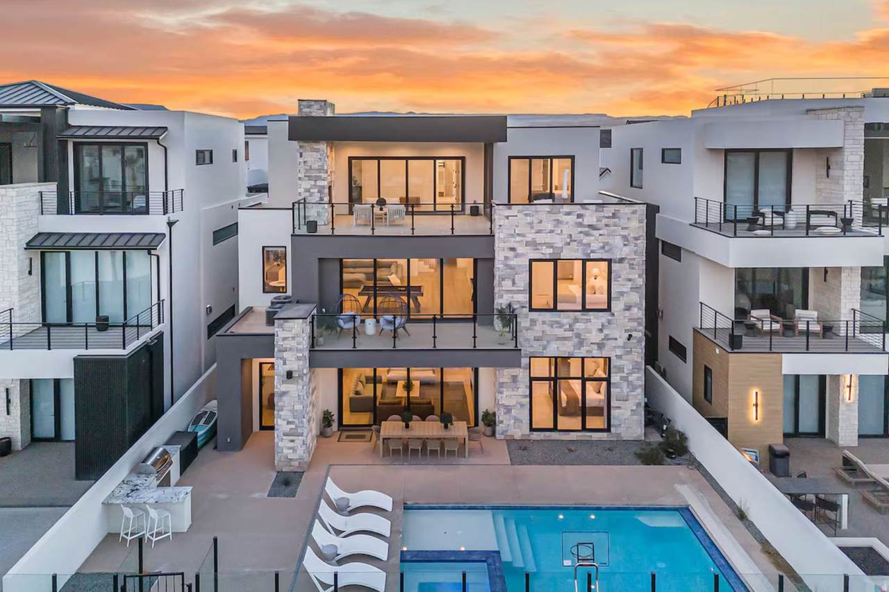 898 Sapphire Sky Ln - Photo 1