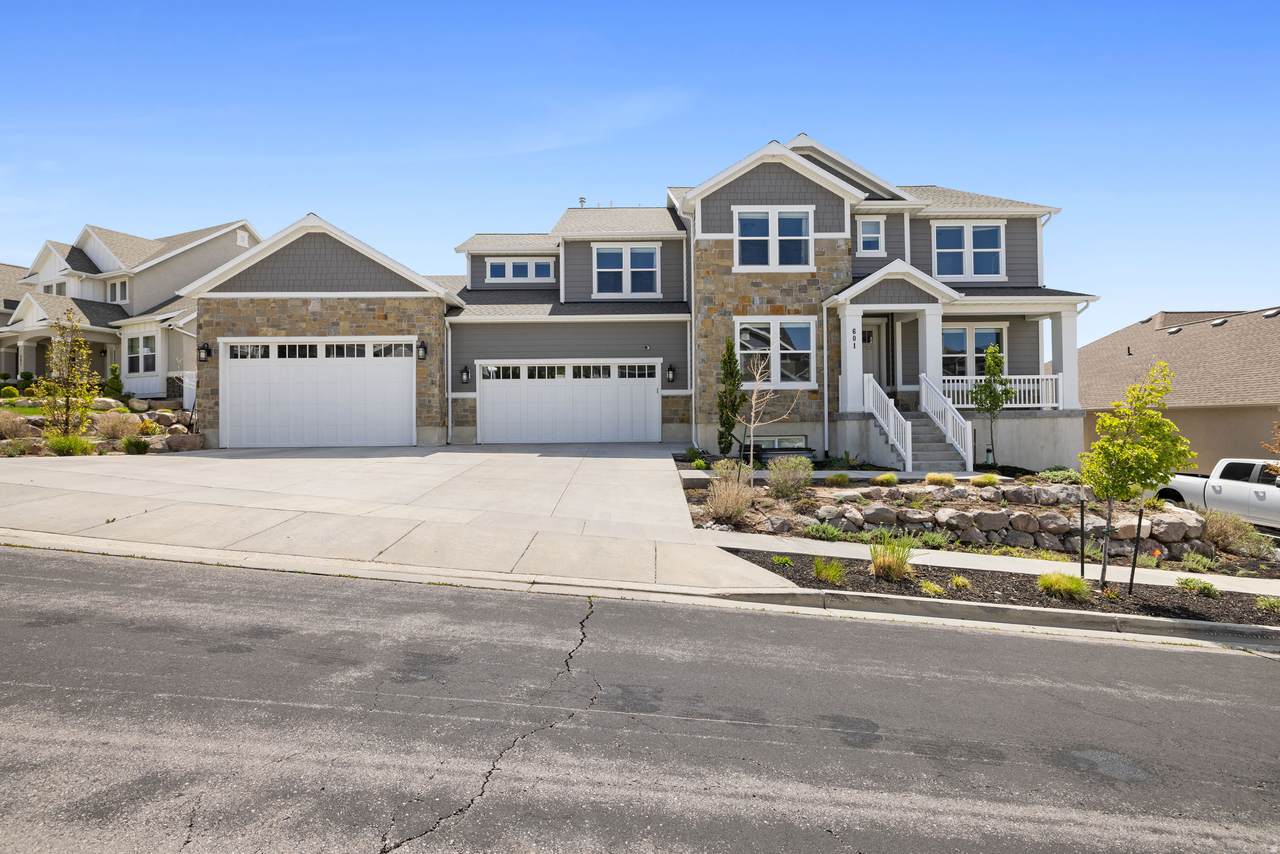 601 Mountain View Rd - Photo 1