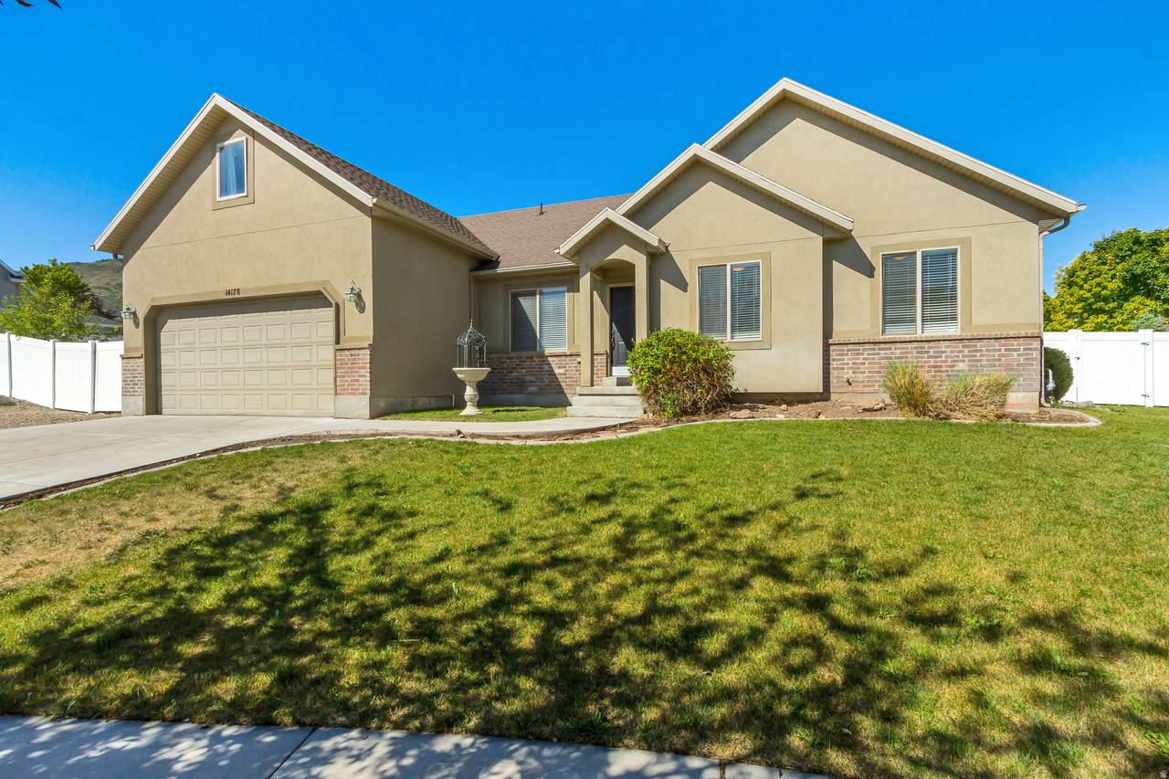 14178 Desert Creek Cir - Photo 1