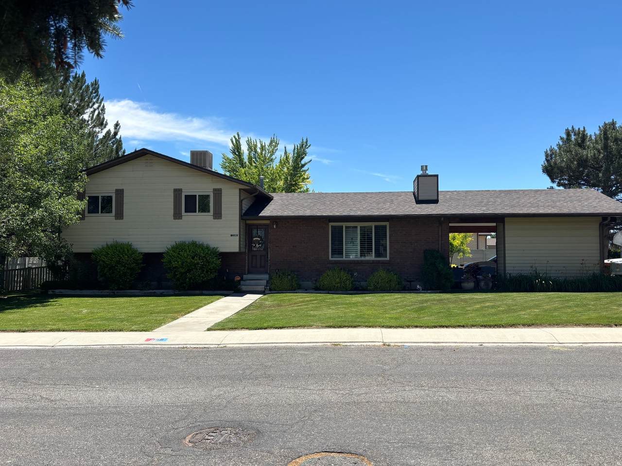 1399 Cypress Way - Photo 1
