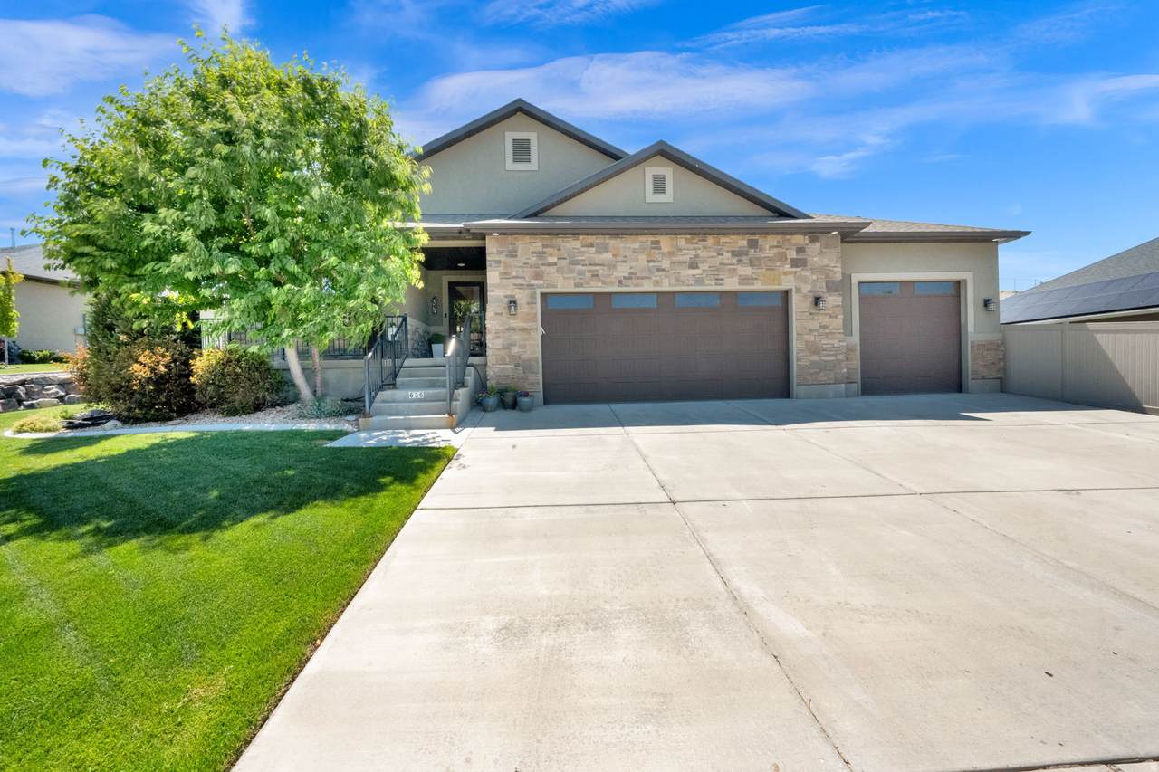 636 Summit Trl - Photo 1
