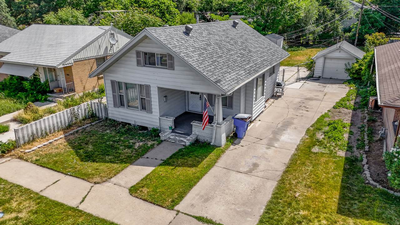 1640 Grant Ave - Photo 1