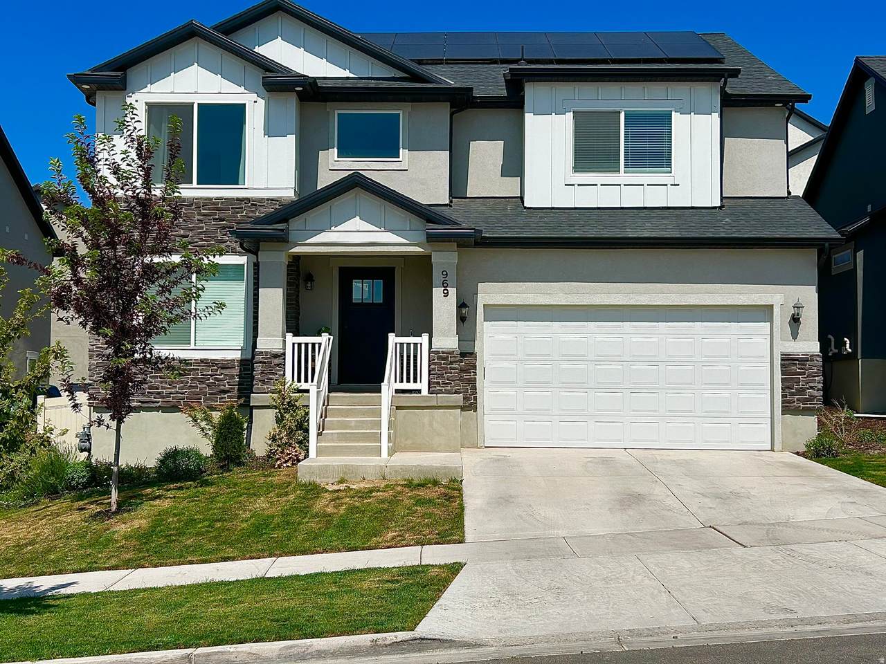 969 Olson Dr - Photo 1