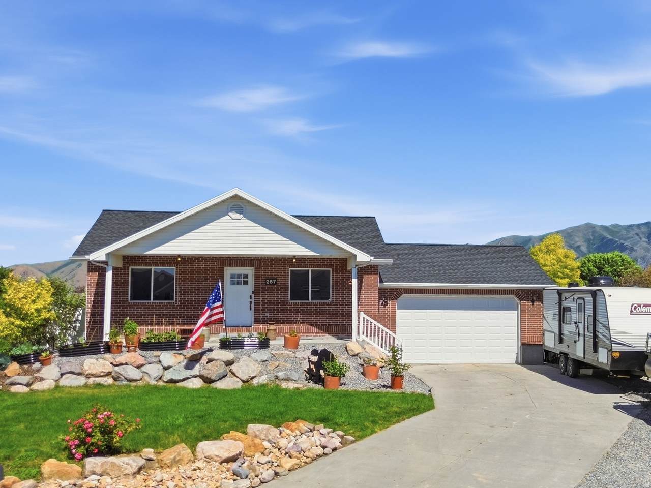 267 Poplar Ct - Photo 1
