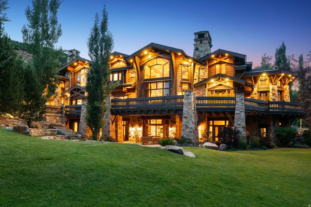 23 Sandstone Cv - Photo 1