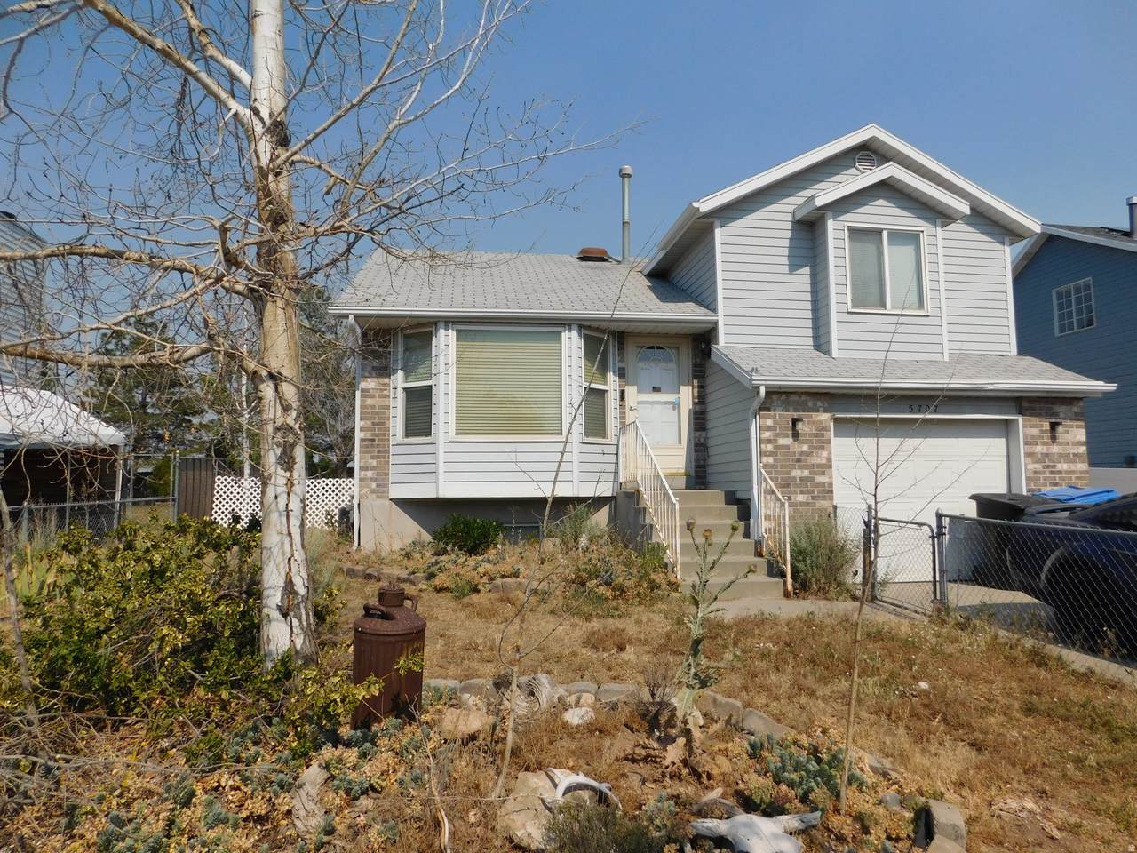 5707 Esprit Dr - Photo 1