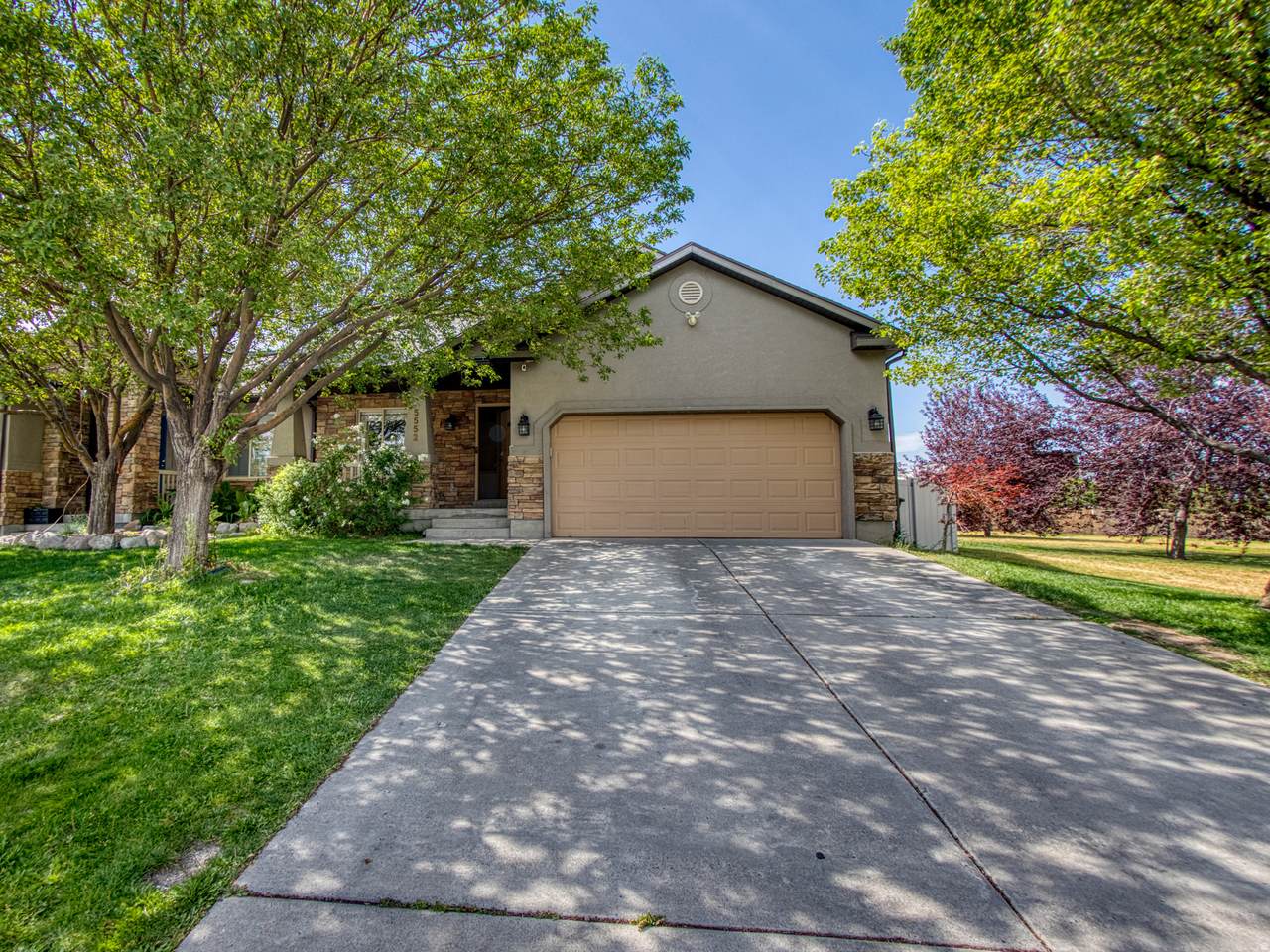 5552 Eagle Peak Dr - Photo 1