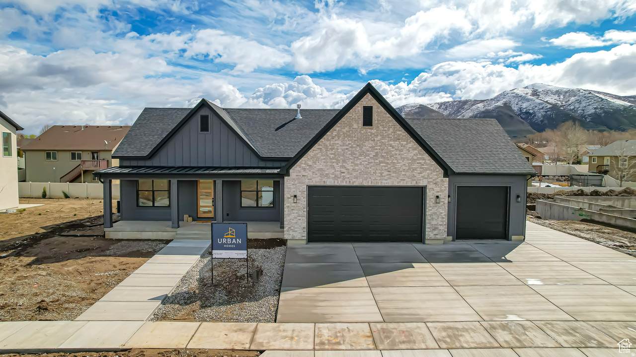 1007 Summit Creek Dr - Photo 1